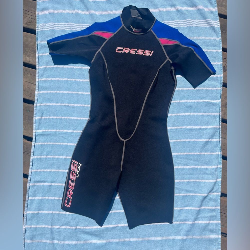 Cressi shorty woman’s wetsuit.